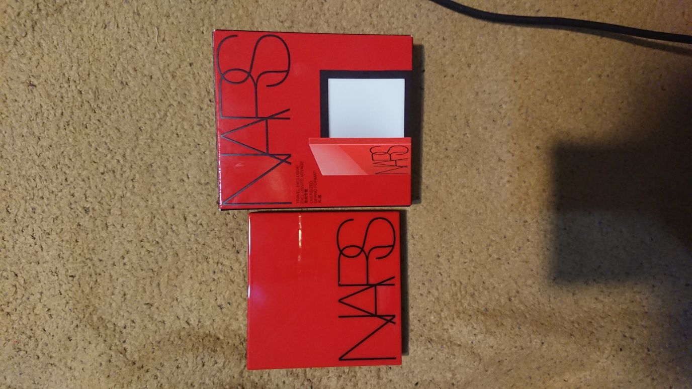 Пудра для лица Nars Light Reflecting Pressed Setting Powder XXL 16g