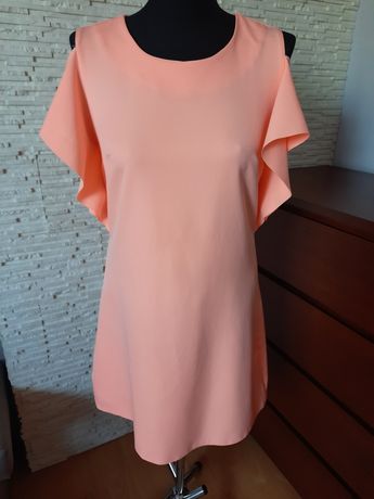 Sukienka w kolorze brzoskwiniowym roz.36