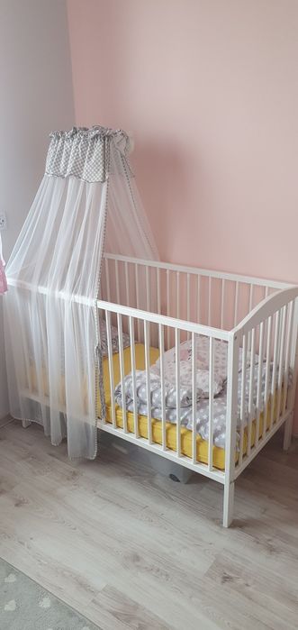 Łóżeczko dziecięce białe materac kołderka baldachim
