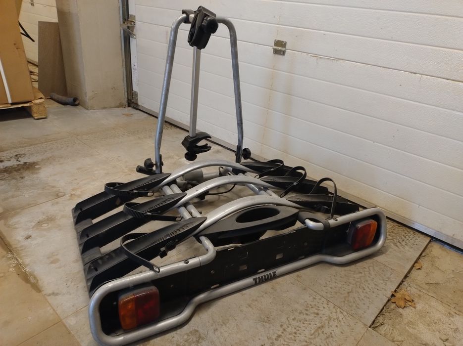 Bagażnik Thule na hak, 3 rowery.