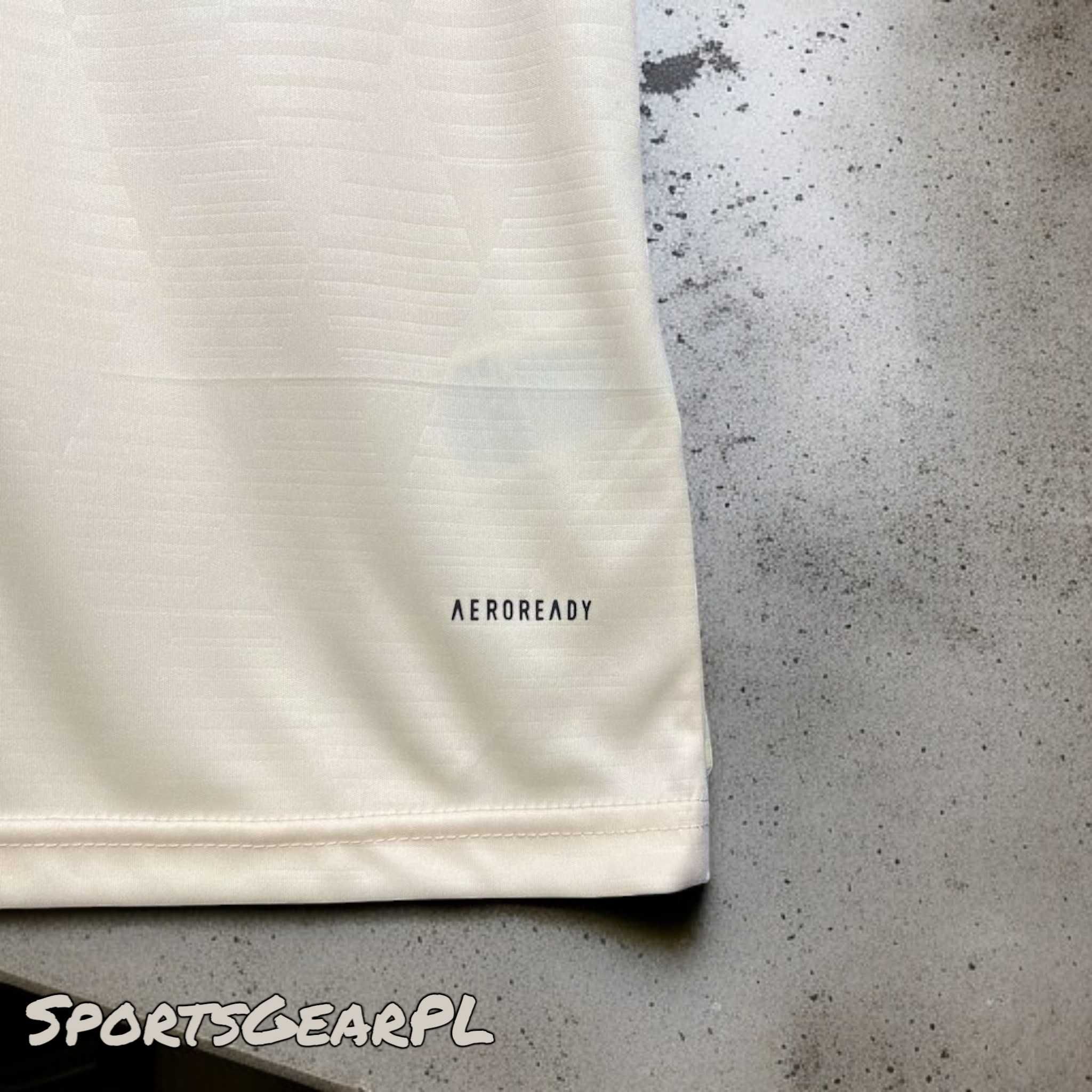 24/25 BAYERN MONACHIUM Koszulka Trzecia ADIDAS Rozmiar M