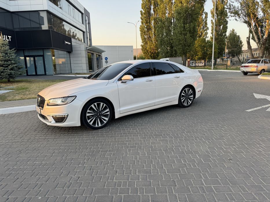 Продам Lincoln MKZ Hybrid 2016