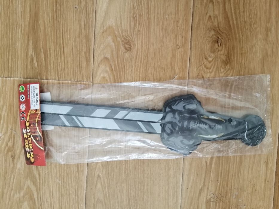 Продам нову іграшку  меч