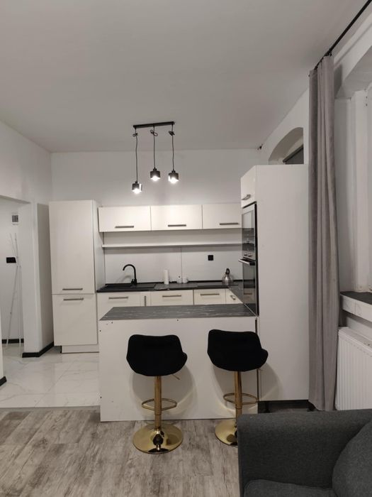 Mieszkanie na sprzedaż + bundyki gospodarcze  + działka