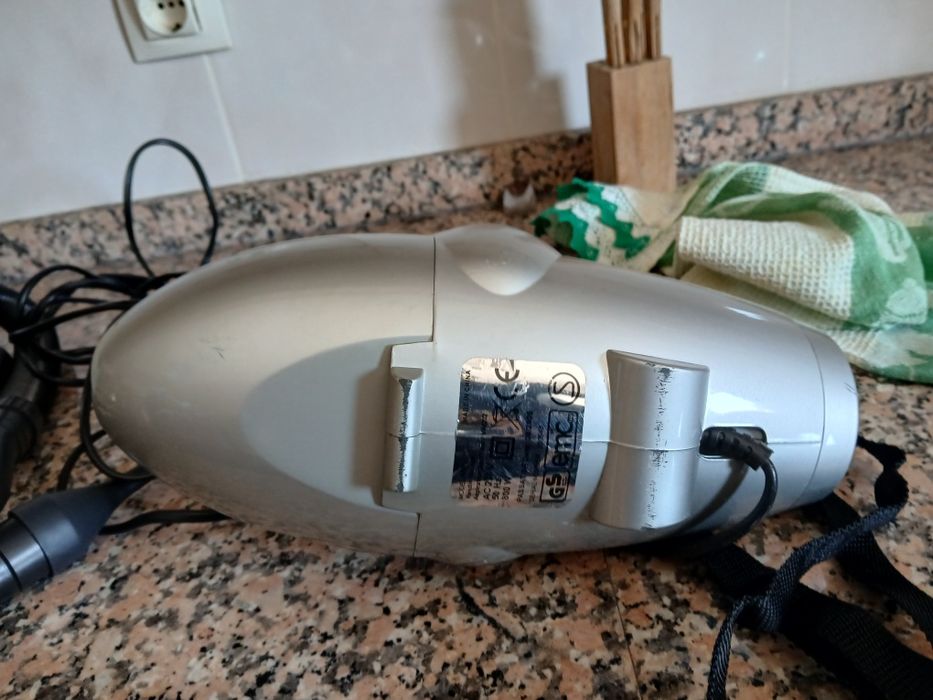 Aspirador mais os acessórios