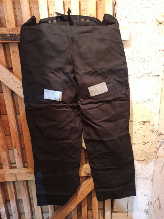 Spodnie robocze, wzmacniane z taśmami odblaskowymi - NOWE