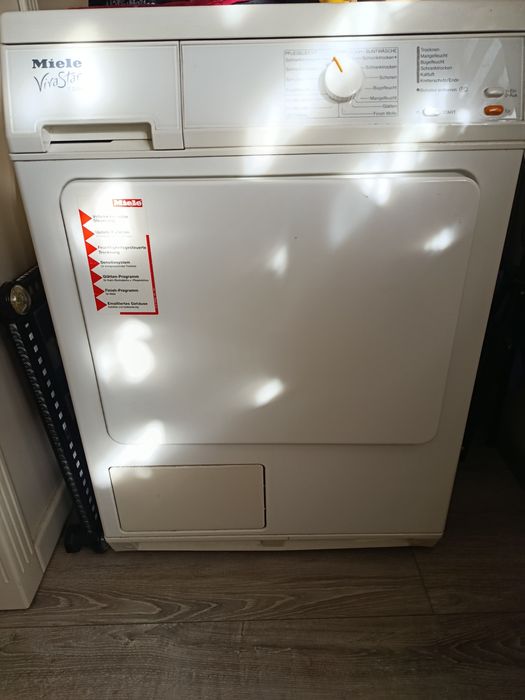 Сушильна машина Miele