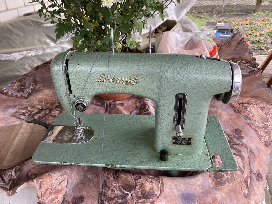 Продам швейну машинку Lucznik