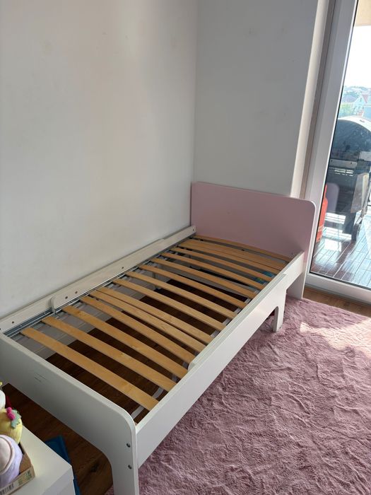 Cama solteiro Ikea