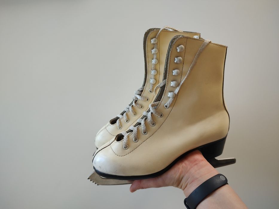 Łyżwy figurowe 32 białe skórzane dziecięce