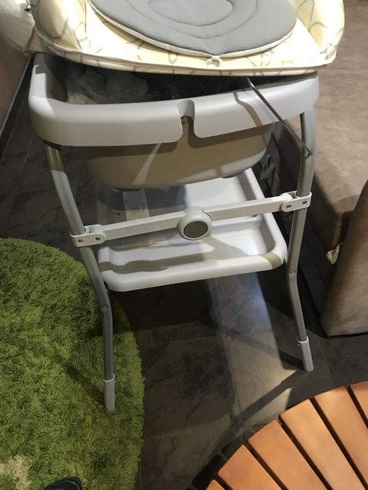 Пеленальний столик, ванночка Chicco