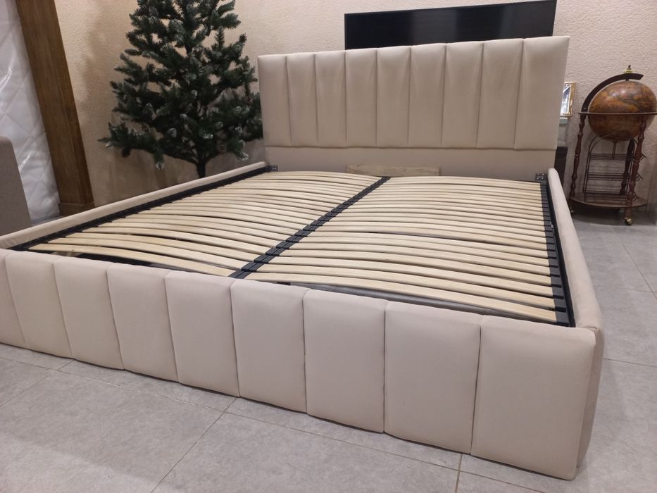 Продам ліжка з тканини