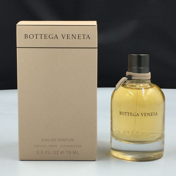 Bottega Veneta             .