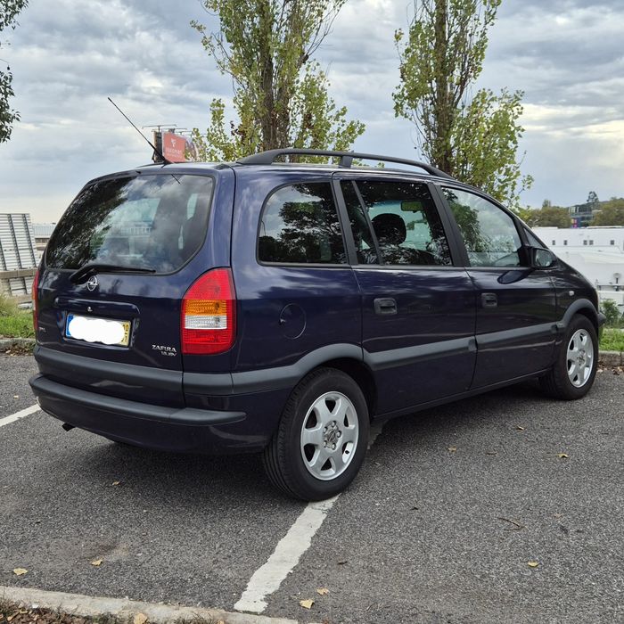 Opel Zafira 1.6i 16v 7 lugares