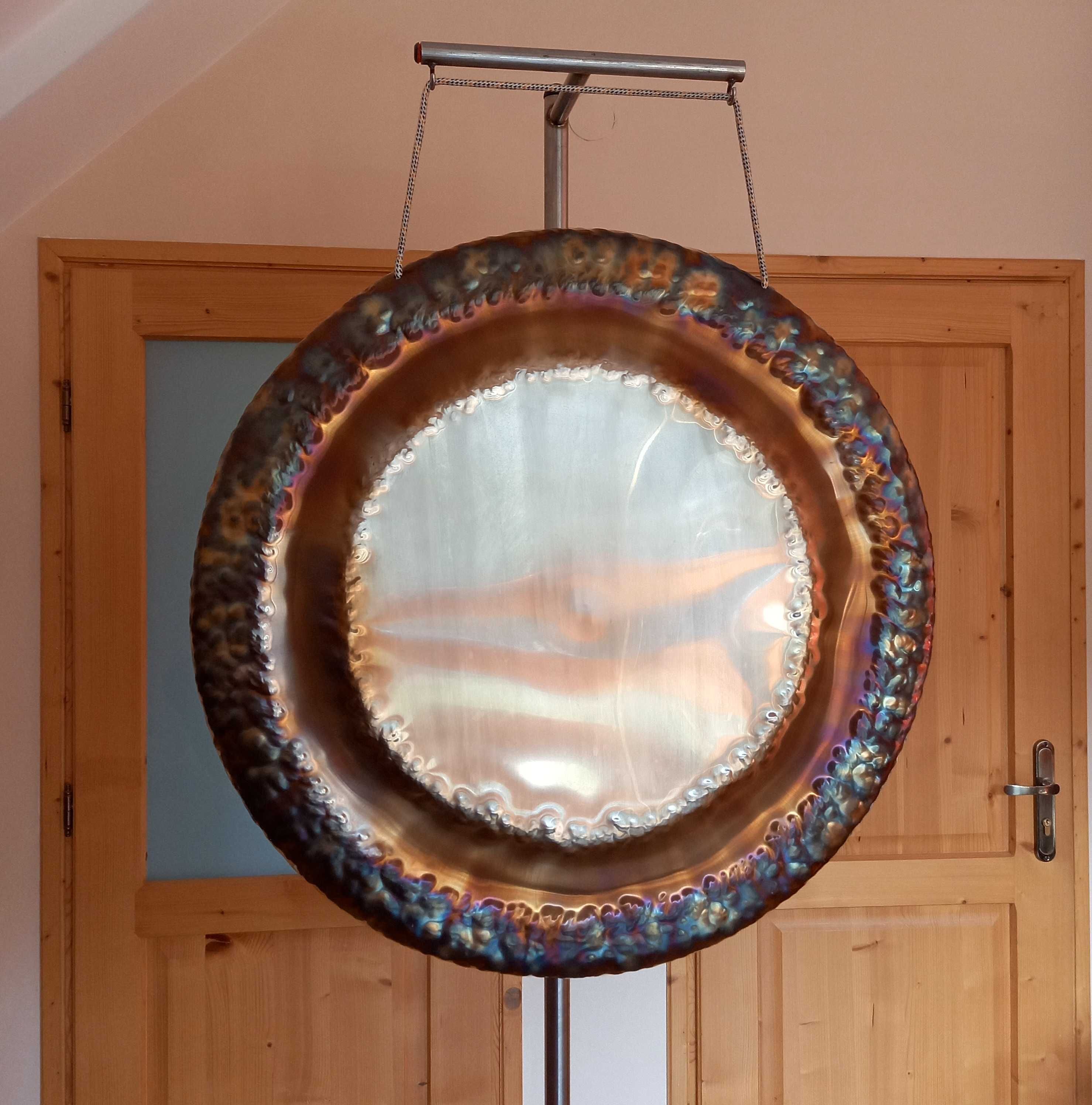 Gong 90 cm jedyny w swoim rodzaju kosmiczny instrument wibracyjny