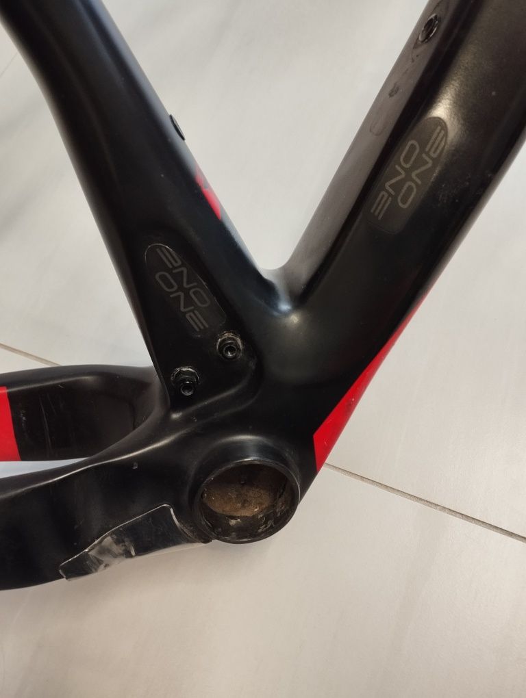 Rama MTB 29 karbon carbin superior