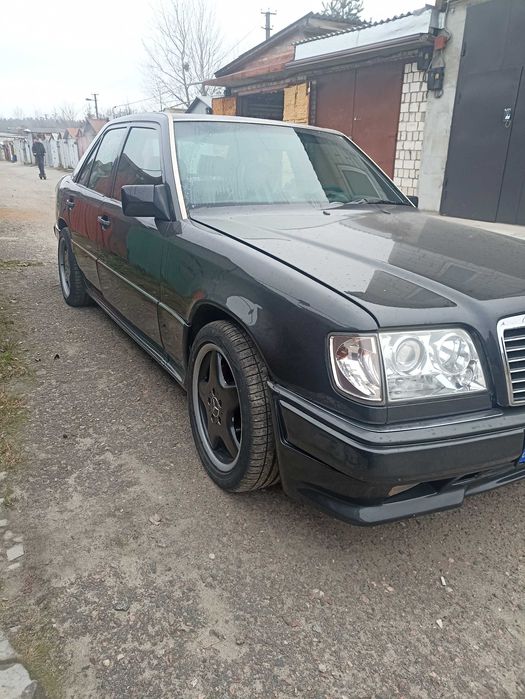 Mercedes W124 3.2