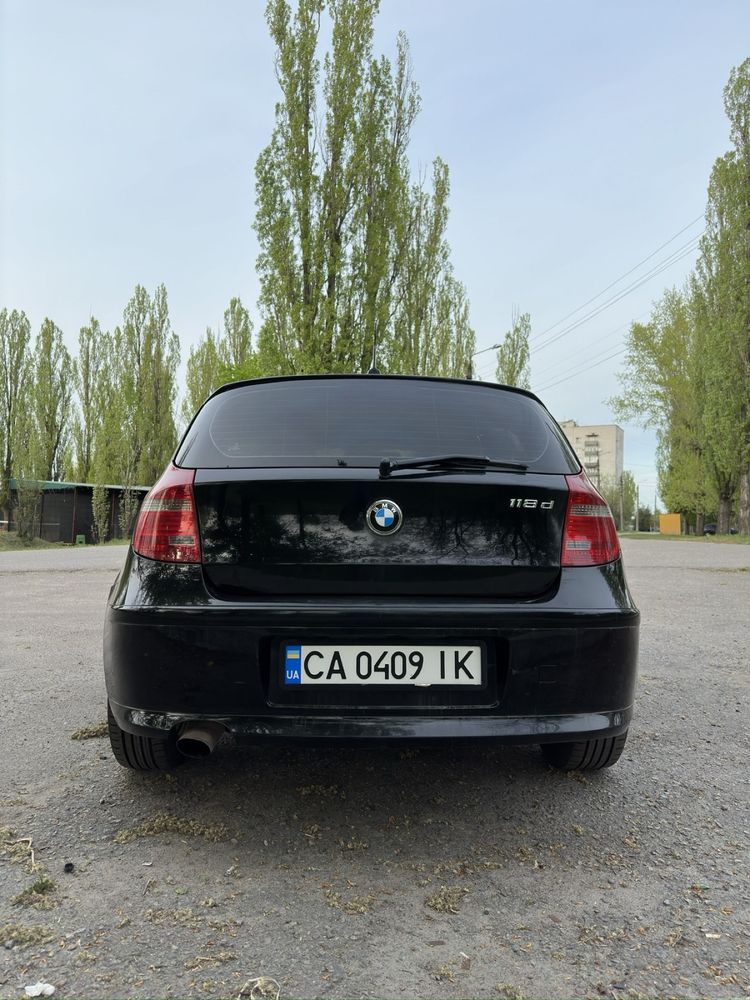 BMW E87 2007 року