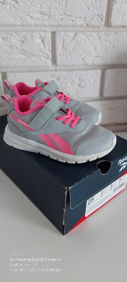 Buty Reebok rozm 25 dla dziewczynki