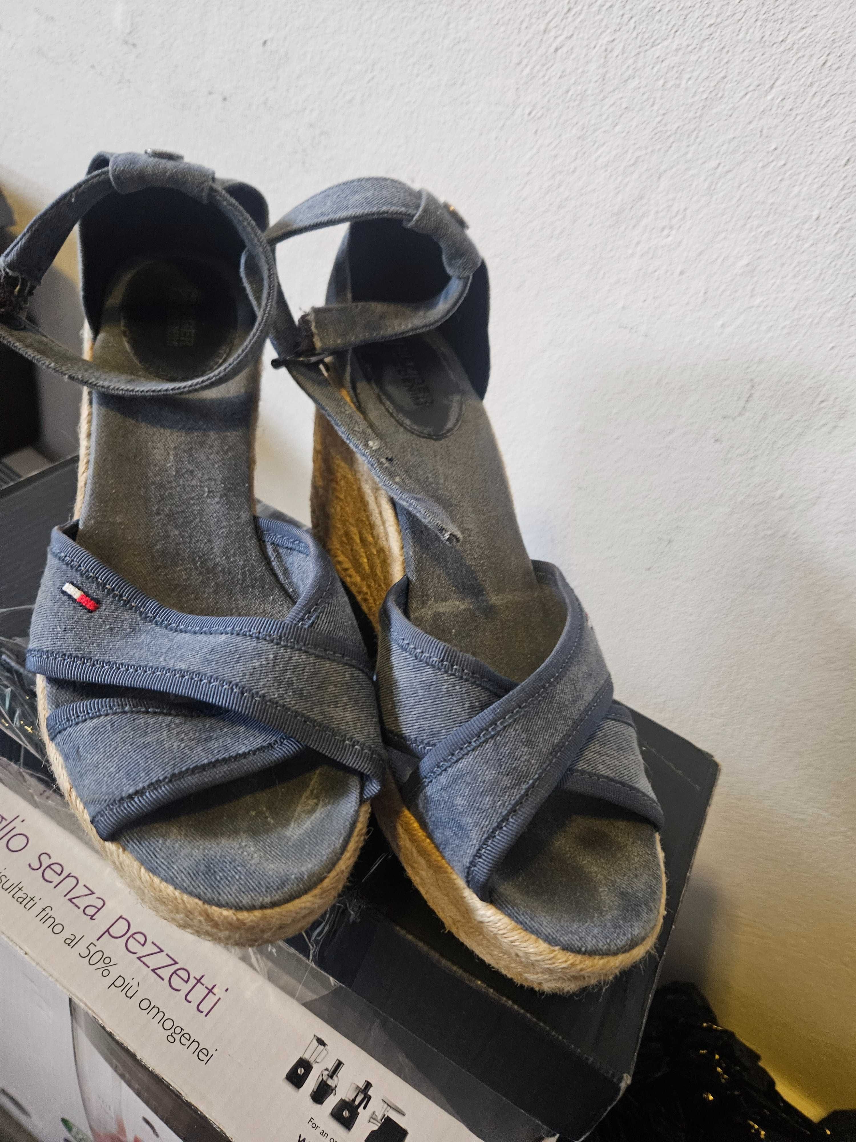 Sandalki Tommy Hilfiger jeans 39 koturna