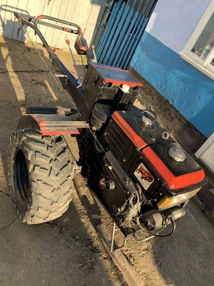 Мотоблок Зубр 12к. з прицепом