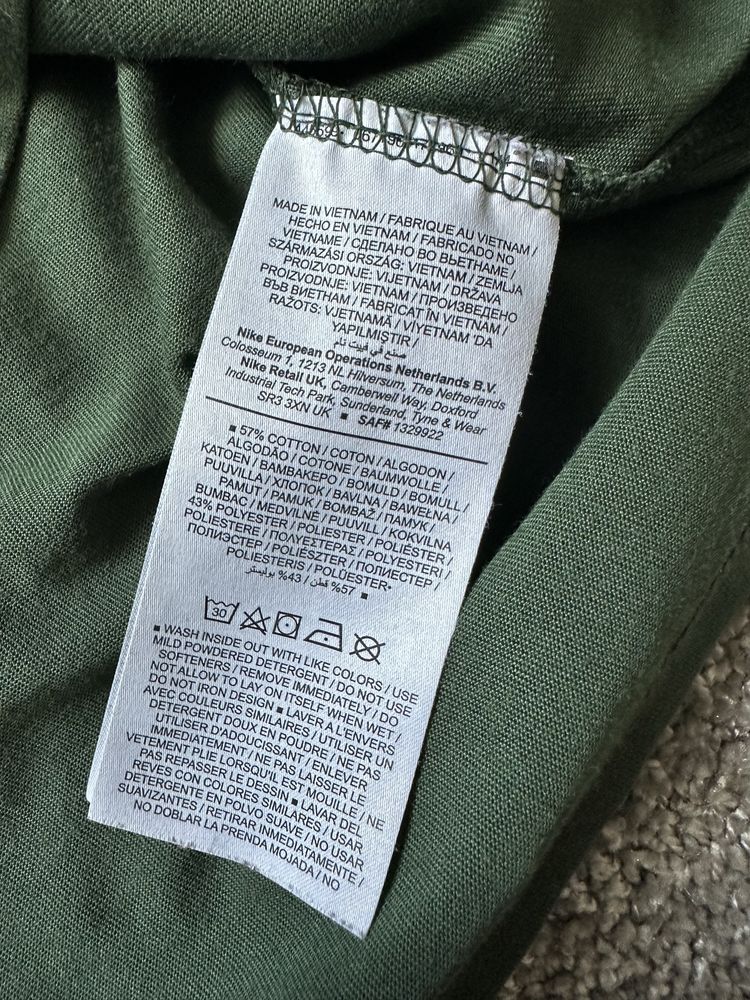 Футболка Nike чоловіча