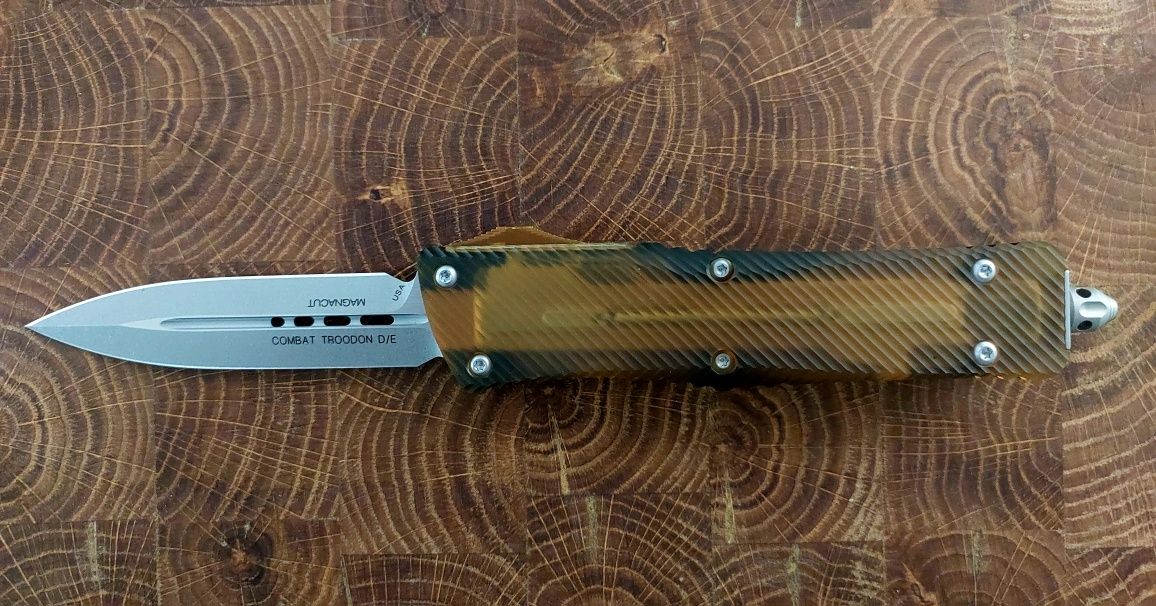 Нож автоматический фронтальный Microtech Combat Troodon Ultem Dagger.