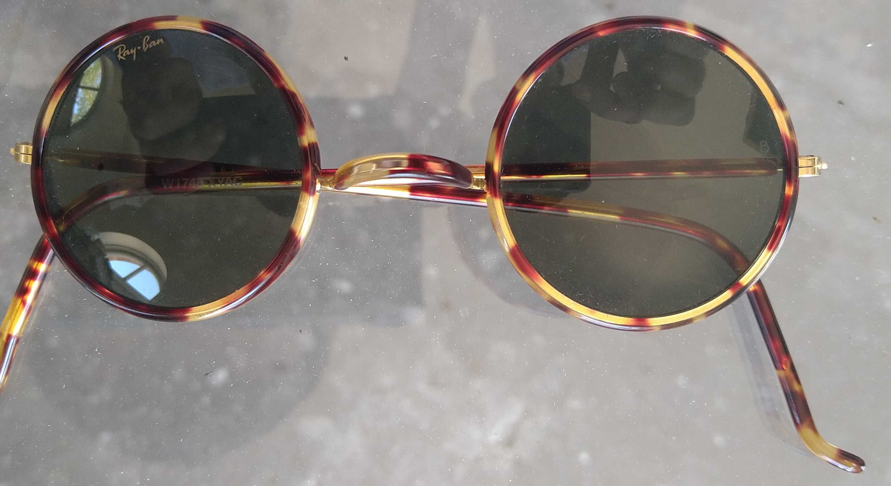 Vintage Ray-Ban W1748 Cheyenne sunglasses