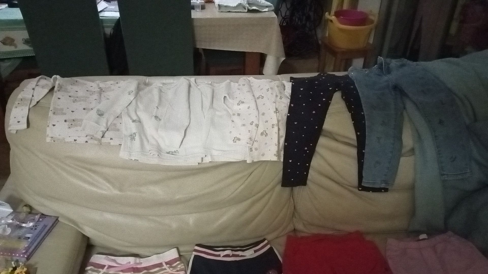 Roupa criança 24/36 meses parte 1