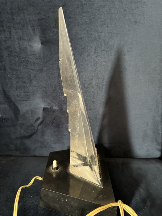 Lampa nocna z wieżą kremlowską