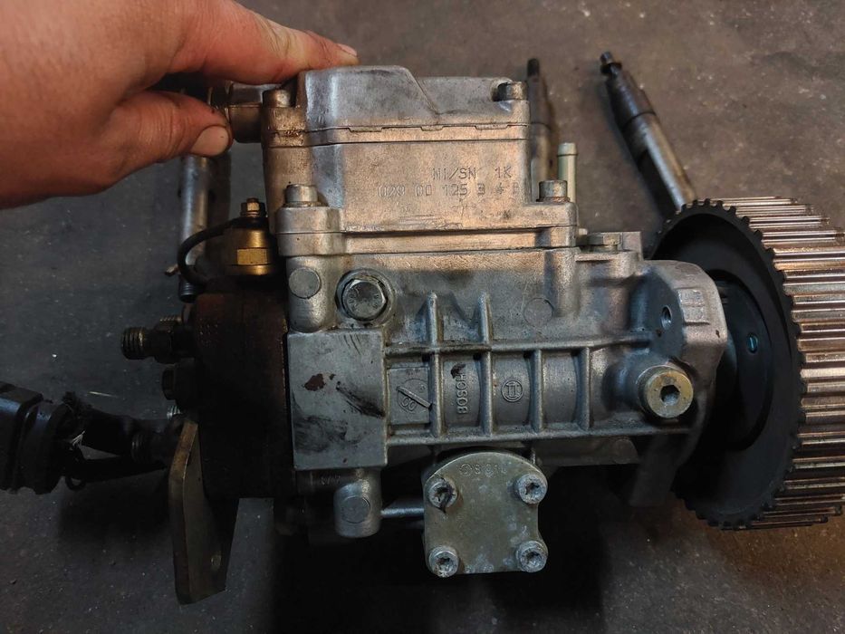 Bomba injectora com injectores Audi  A3 1.9 TDI