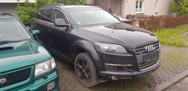 Audi Q7 3litry diesel