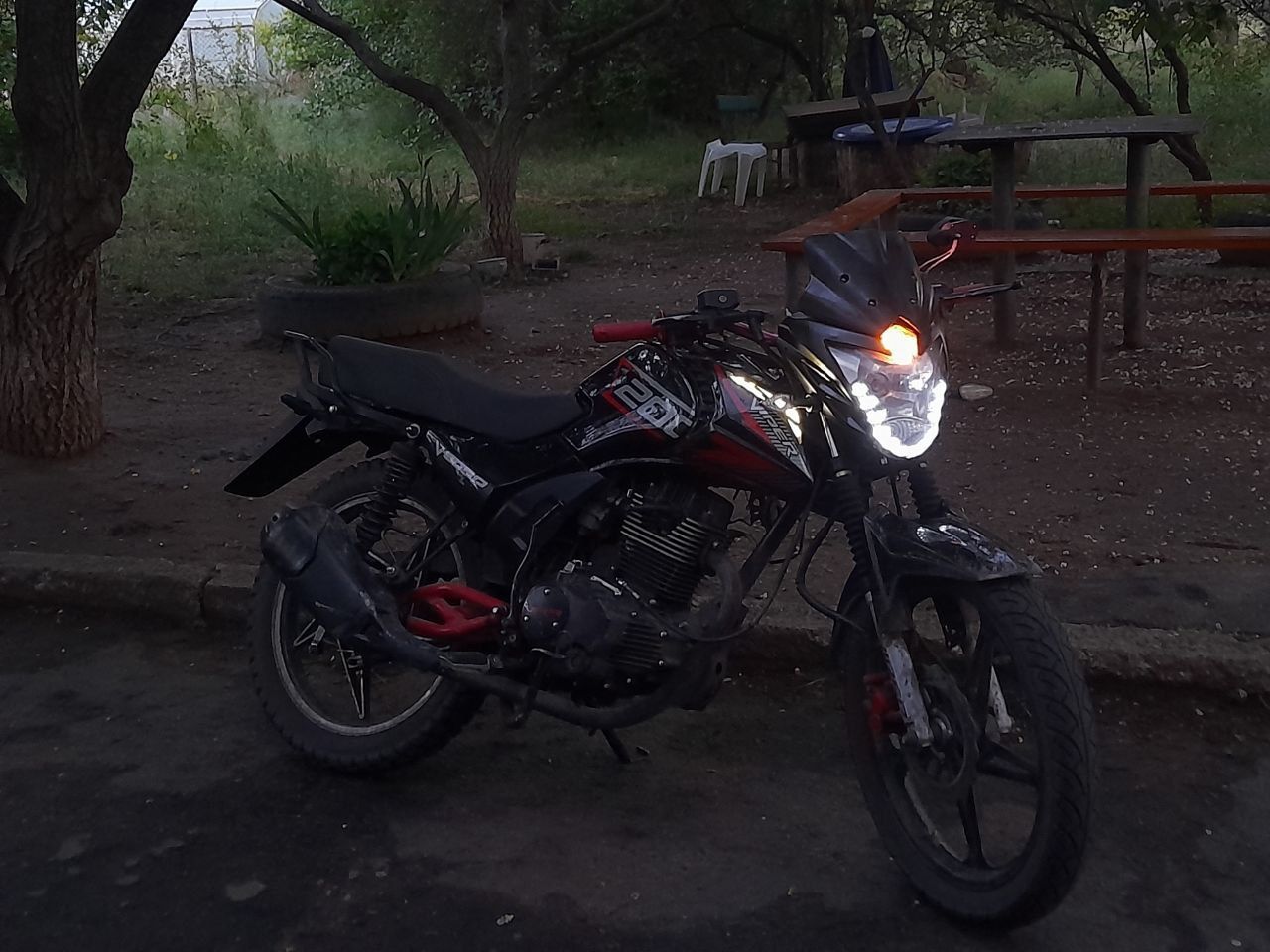 Продам Viper zs200a-2