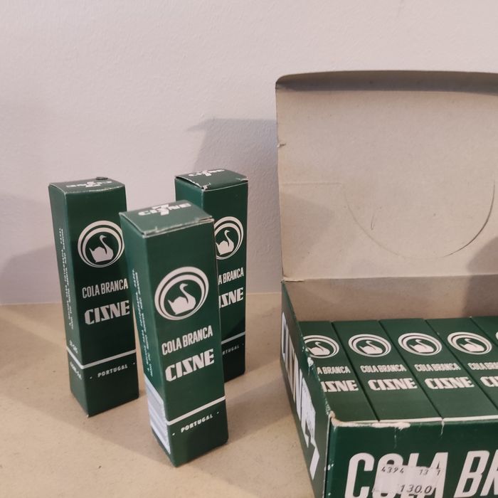 Conjunto antigo de cola branca "Cisne 7" 12 unidades