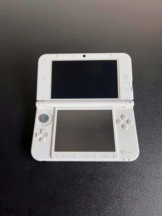 Nintendo 3DS XL Rosa/Branca com 100+ Jogos