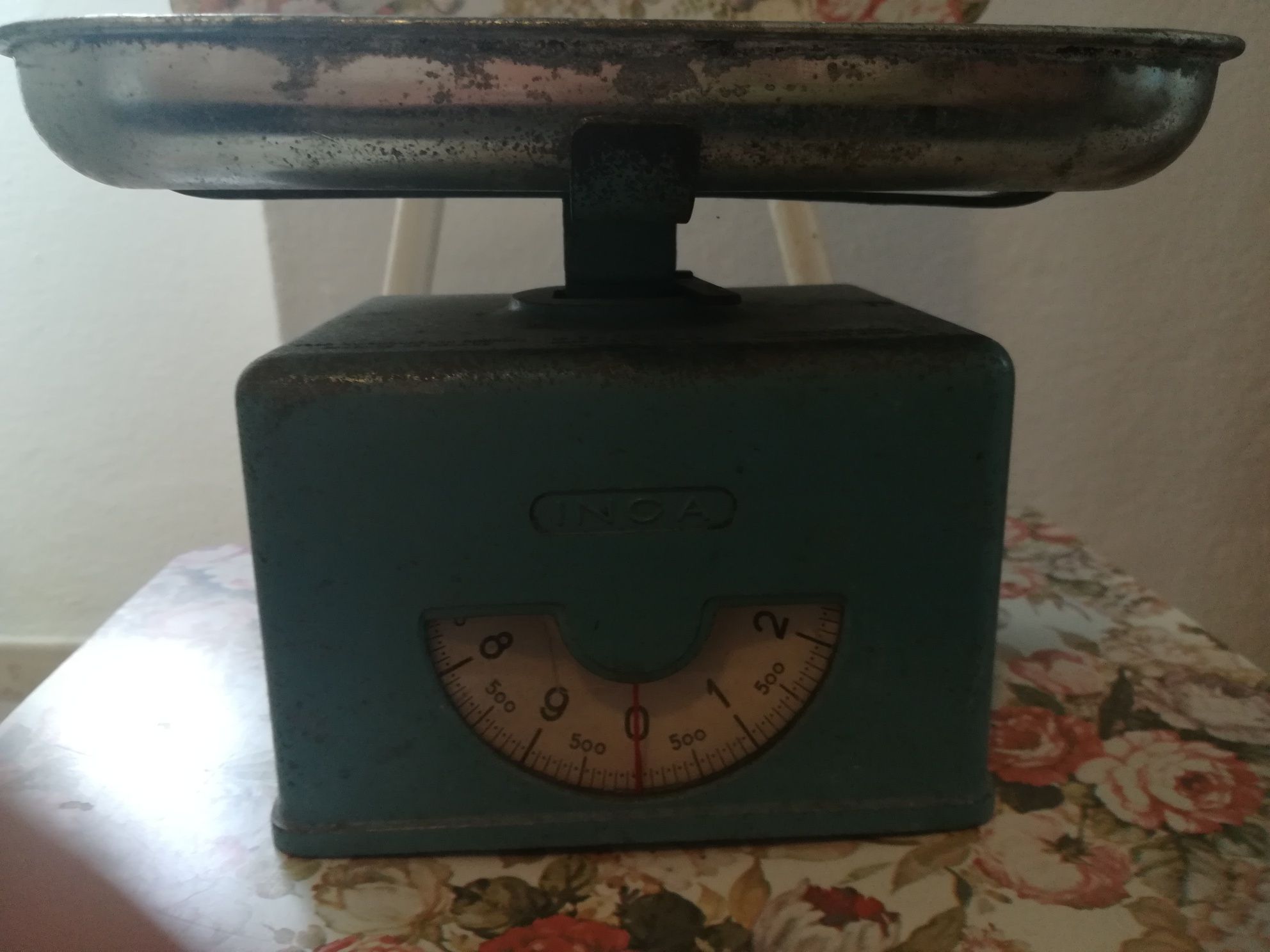 Balança Antiga de Cozinha