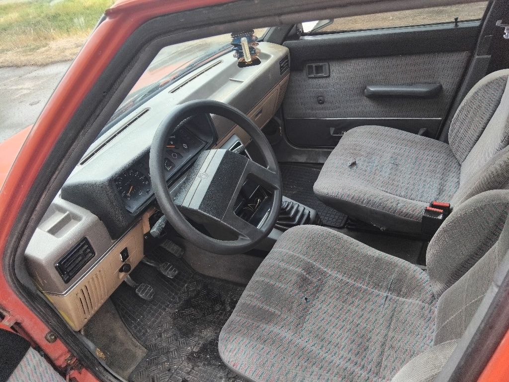 Renault 9 в гарному стані