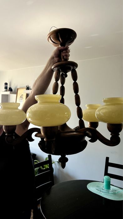 Żyrandol dębowy, robiony na zamówienie, niepowtażalny