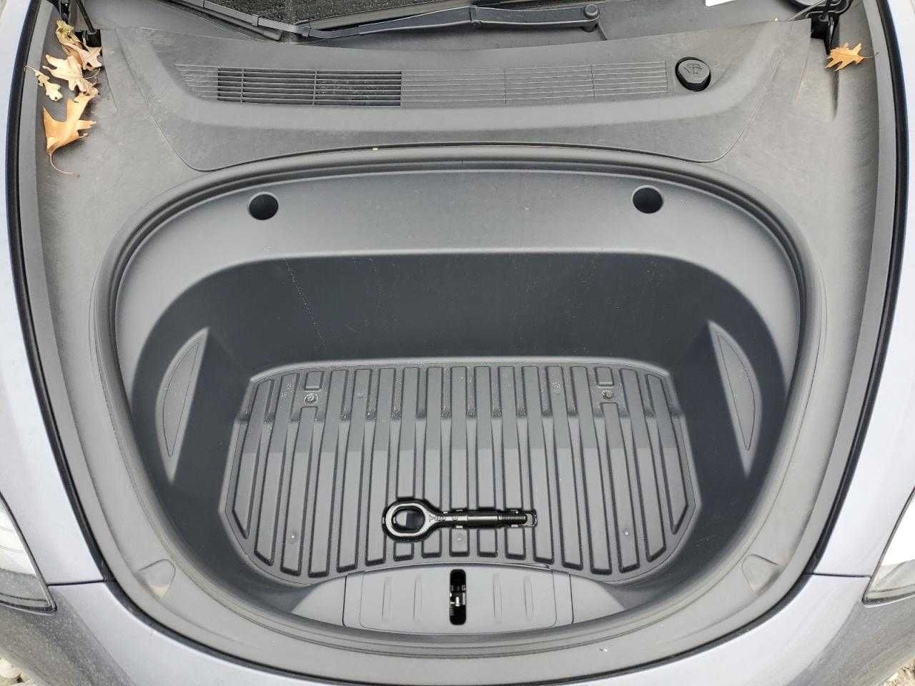 Tesla Model 3 2022 -