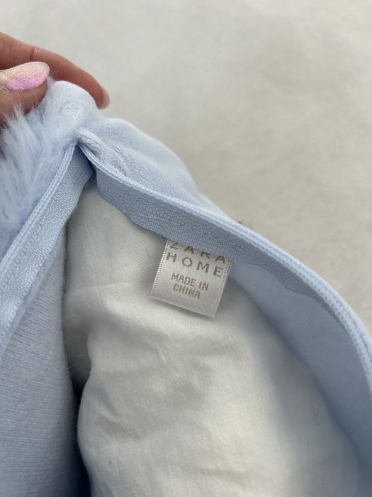 Almofada de pelinho Zara Home