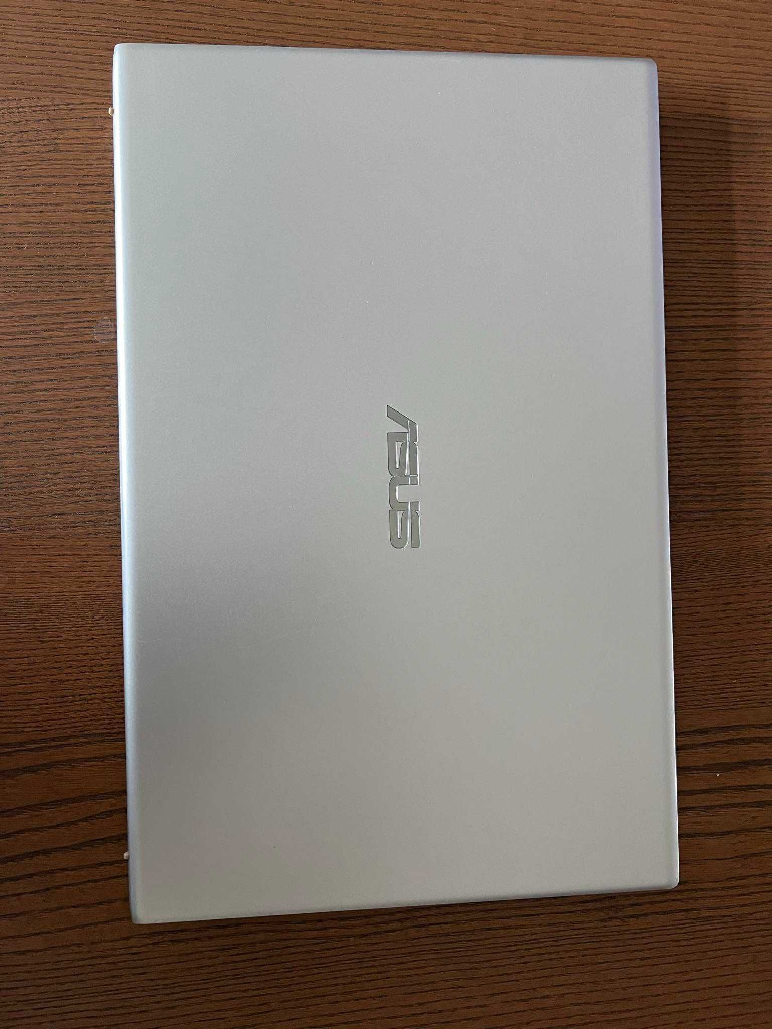 Asus VivoBook 15