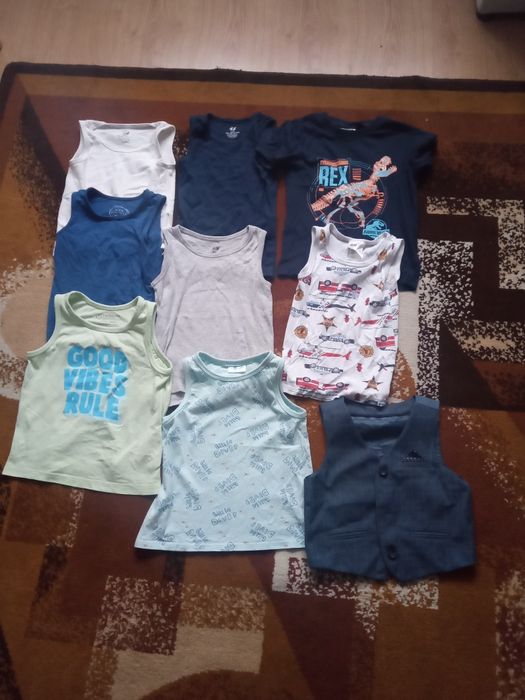 1. Zestaw ubrań dla chłopca 98-104 koszulki
