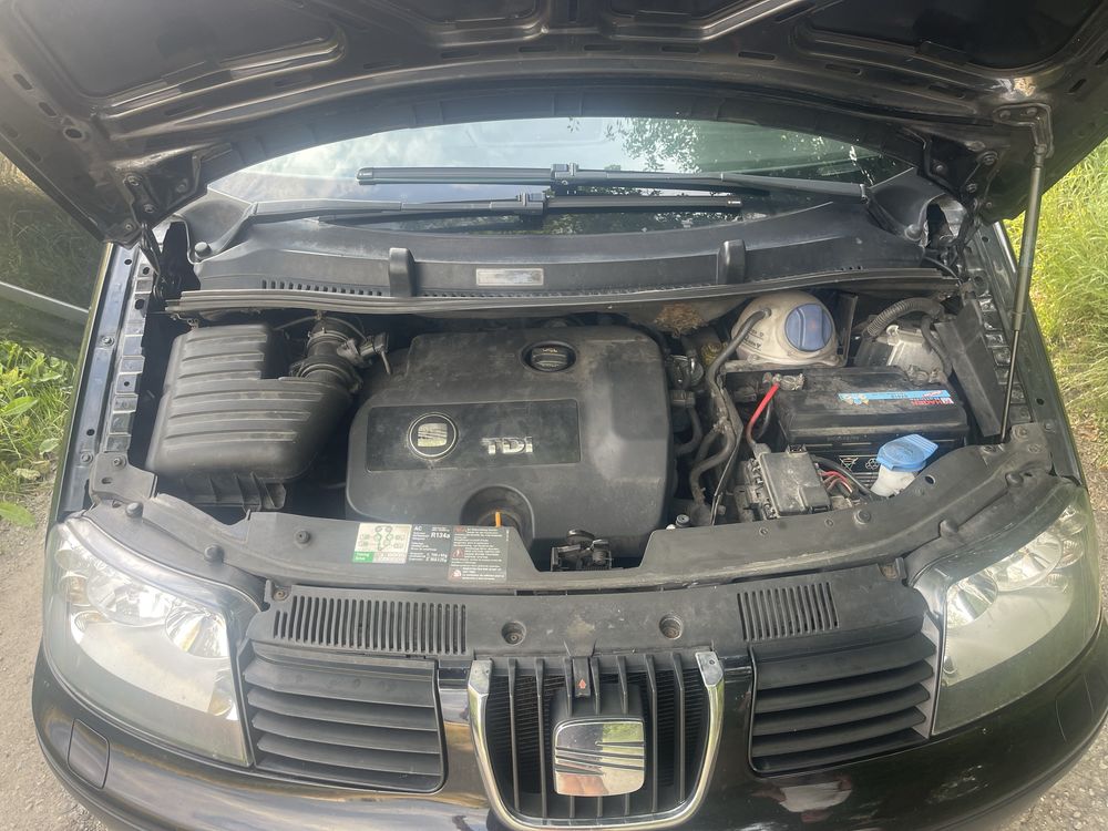 1.9 TDI 115KM 7 foteli 325 tys km, klima działa, serwis rozrzad itp