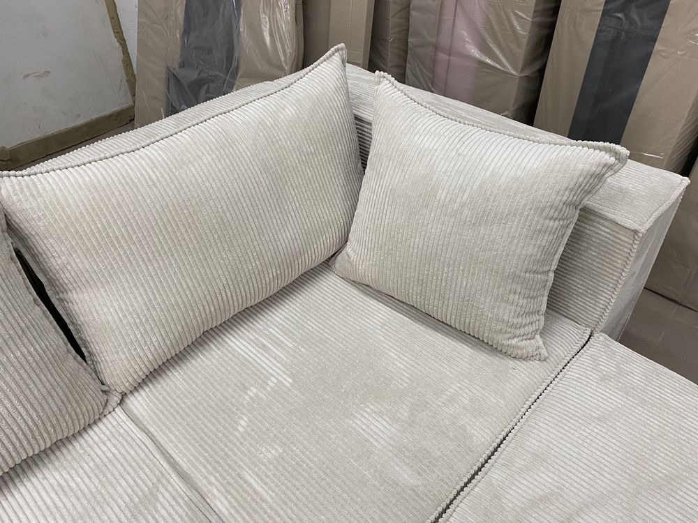 Narożnik sofa kanapa modułowa w tkaninie sztruks Poso jasny beż