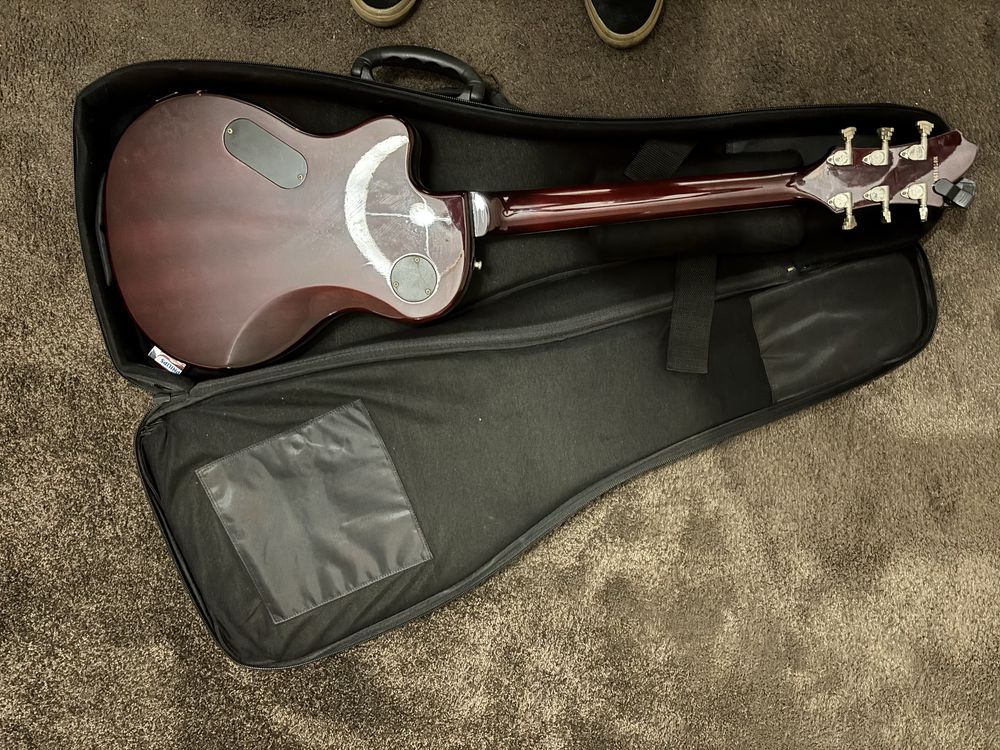 Hagstrom D2H Deluxe Guitarra