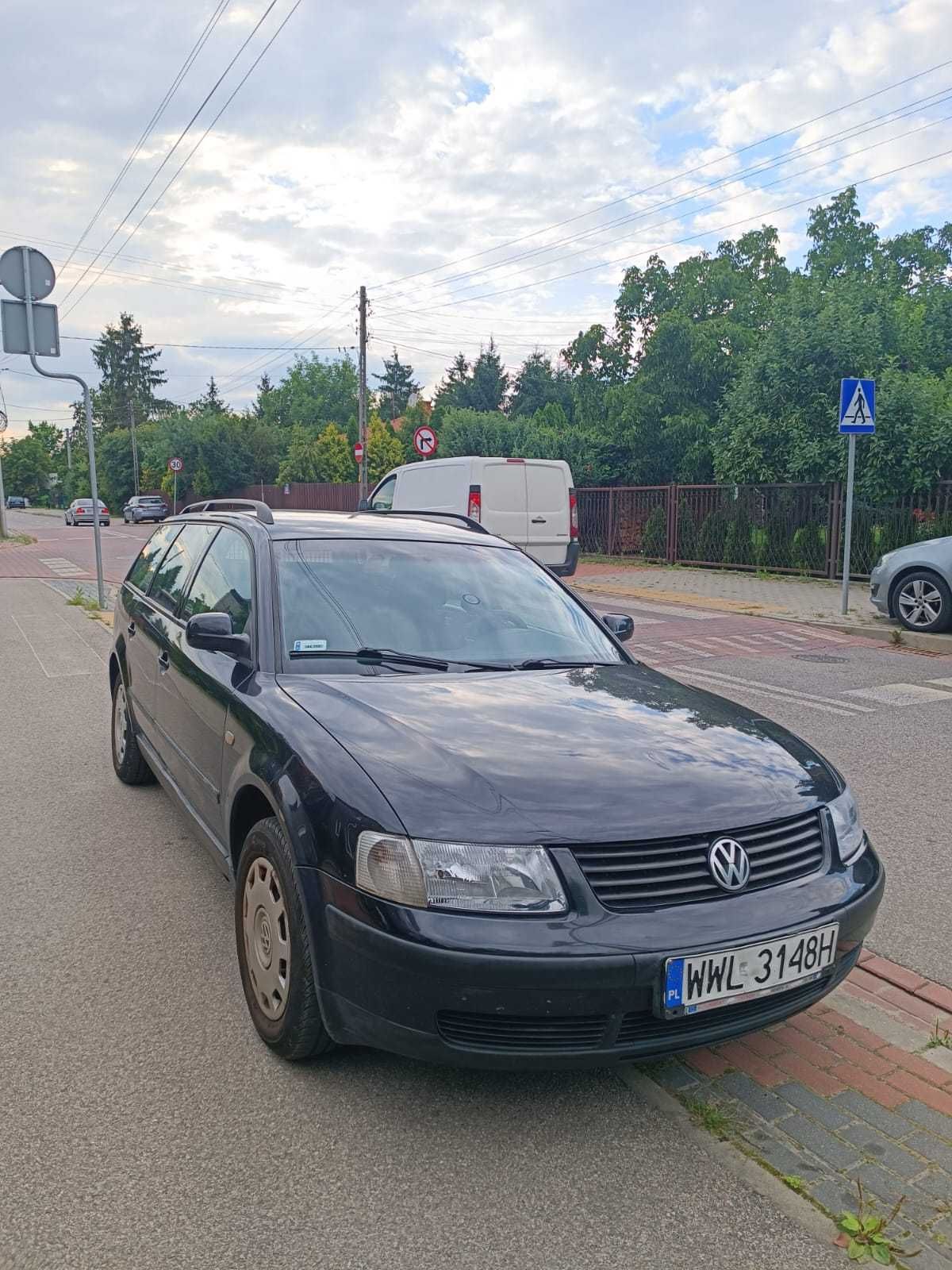 Volkswagen Passat VW Passat B5 kombi 1.6 benzyna 1999r. klima