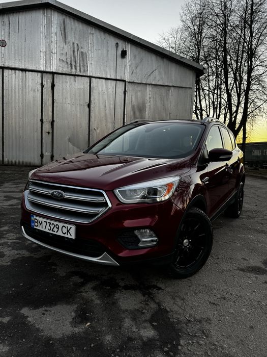 Ford escape titanium 2018 рік