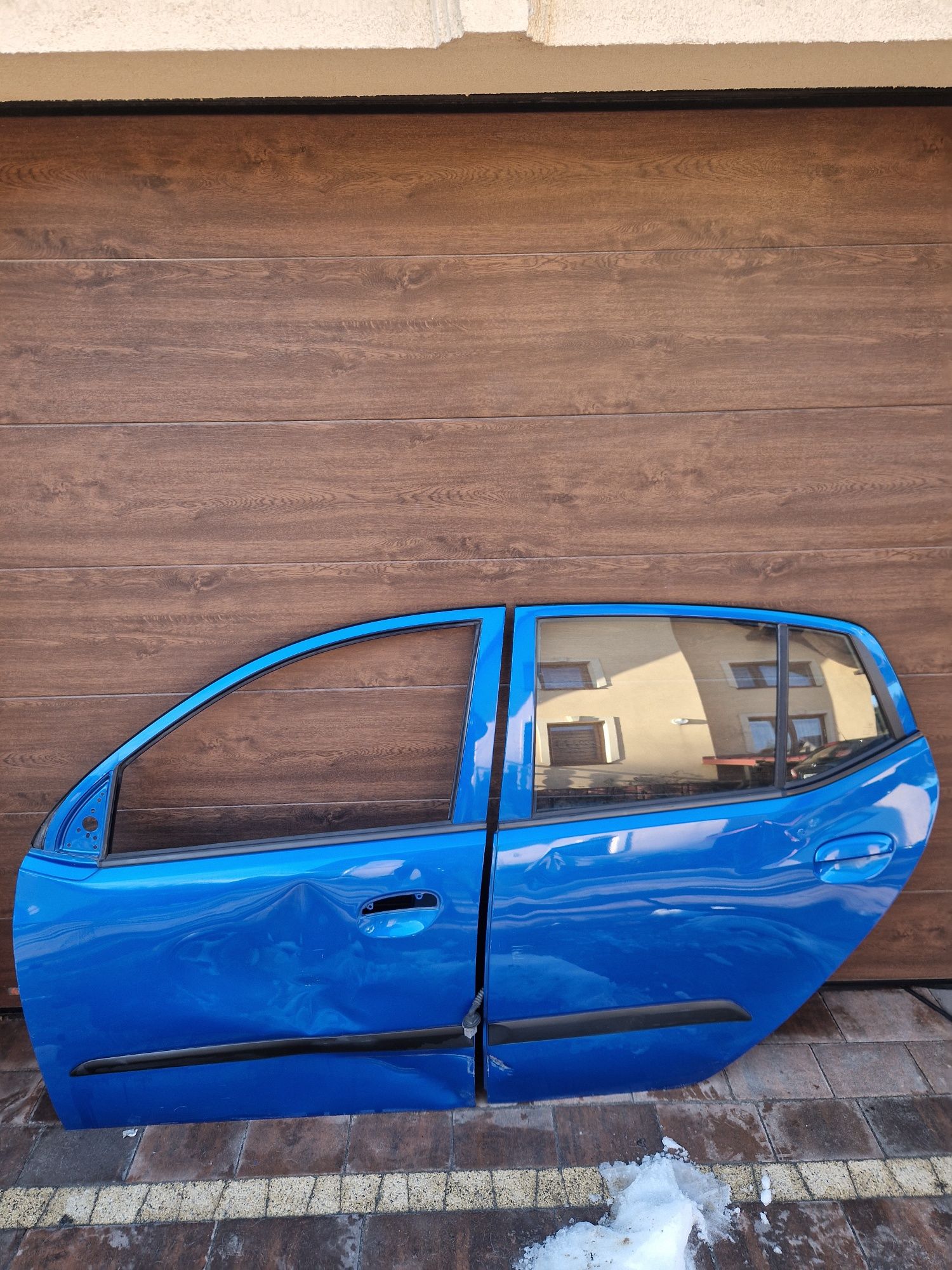 Drzwi przednie lewe Hyundai i10 2010 rok kolor DE Alpine Blue