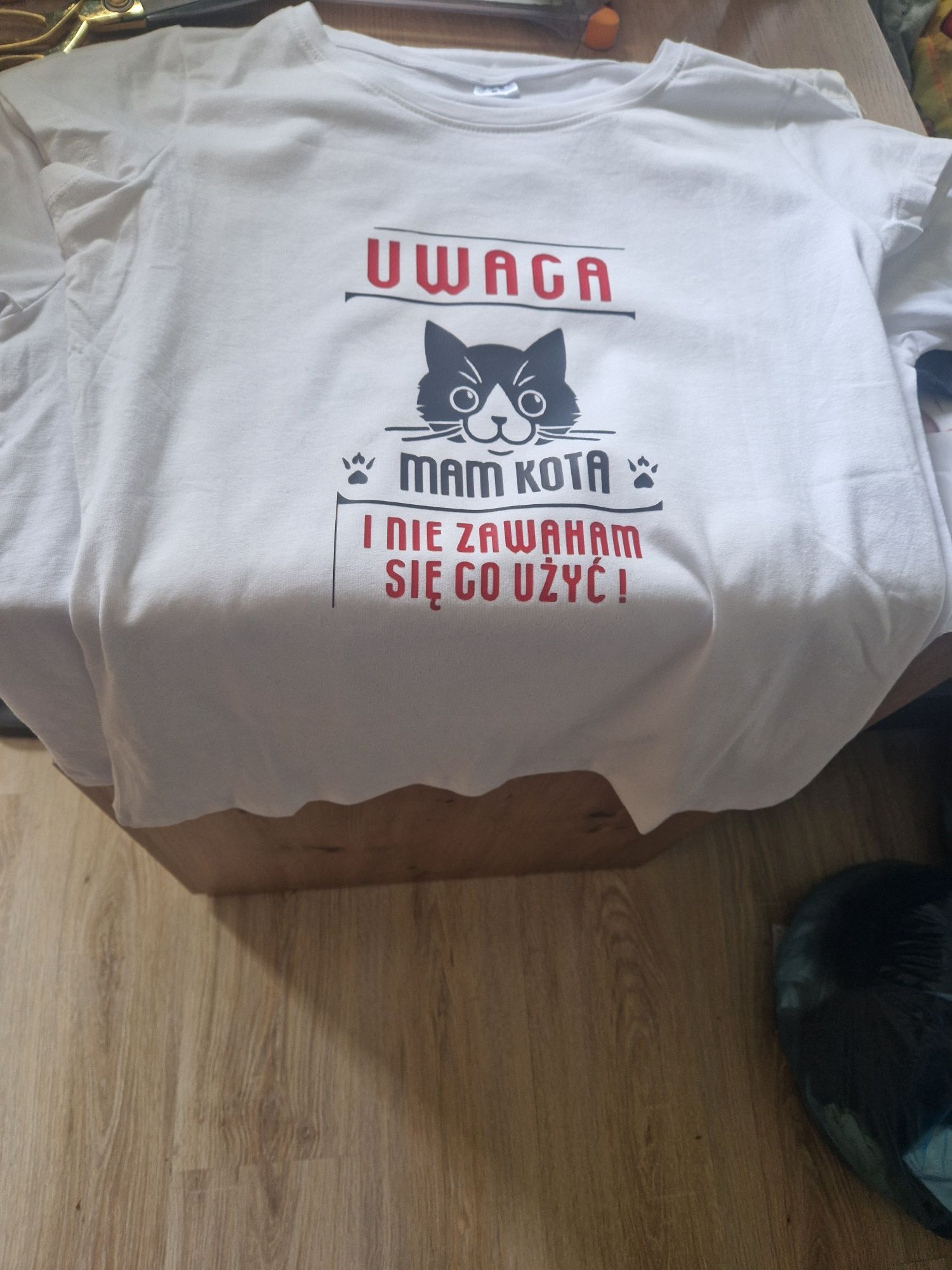 Poduszki kubki koszulki bryloki woreczki itd itp