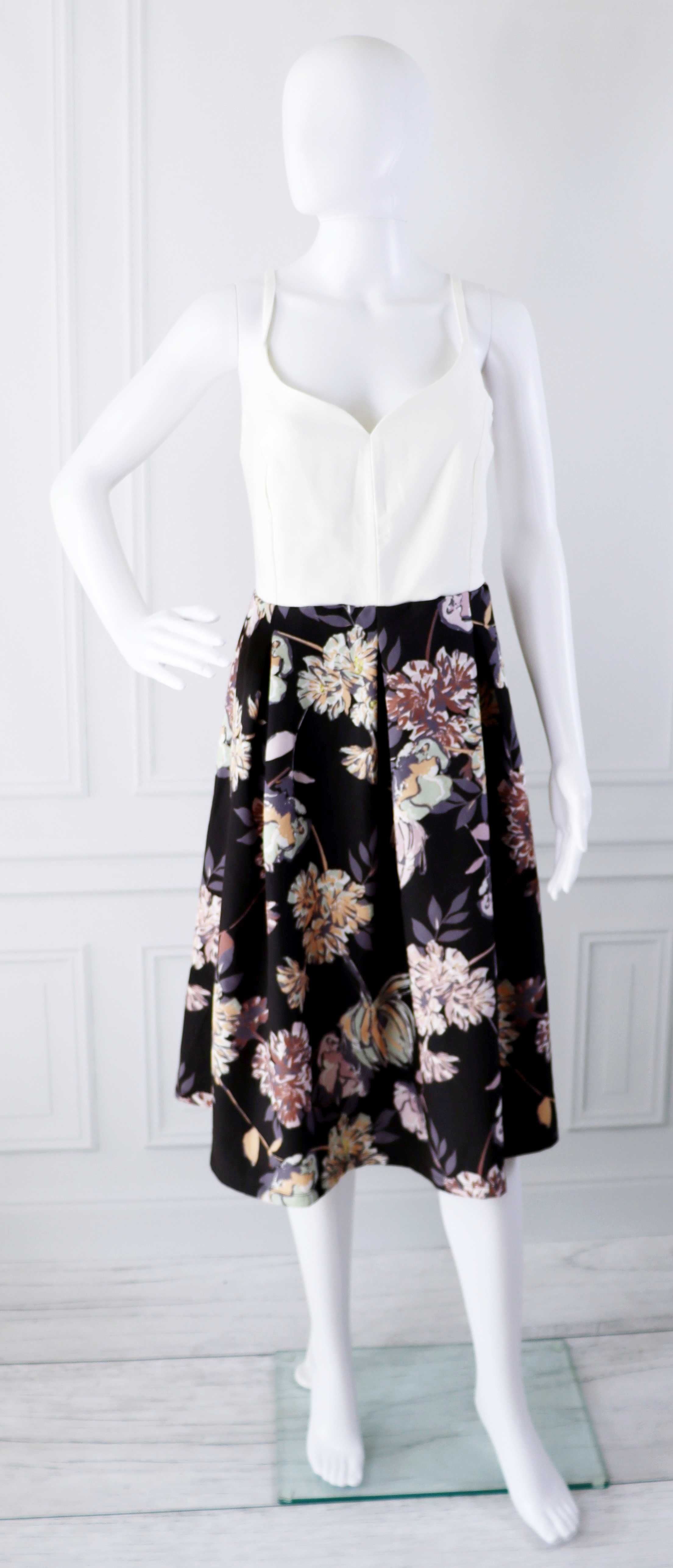Nowa sukienka kwiaty About You r. 46